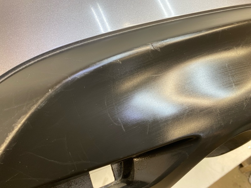 Бампер задний