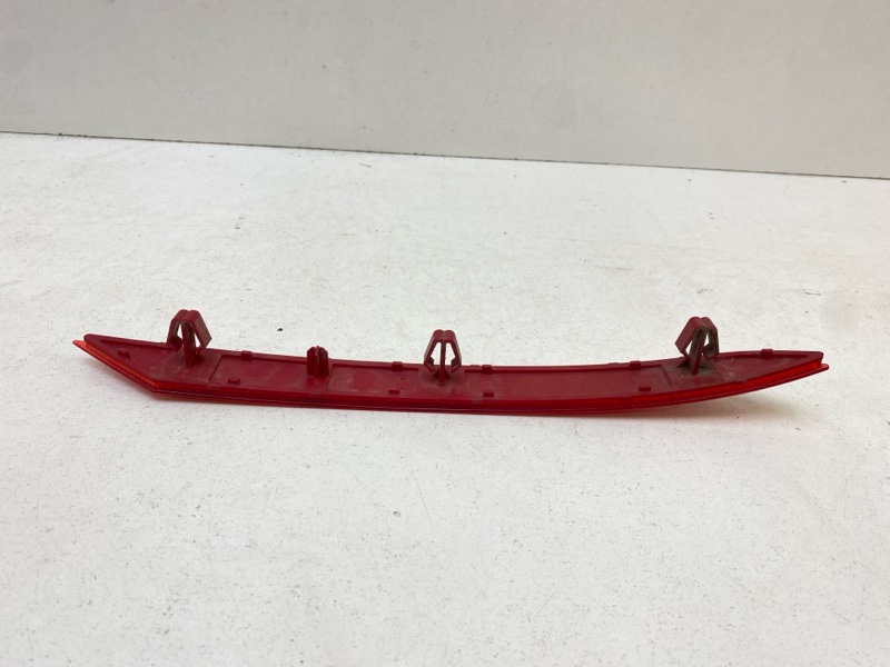 Отражатель в бампер задний левый