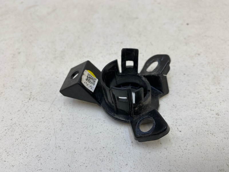 Кронштейн датчика парковки