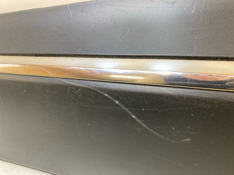 Молдинг двери