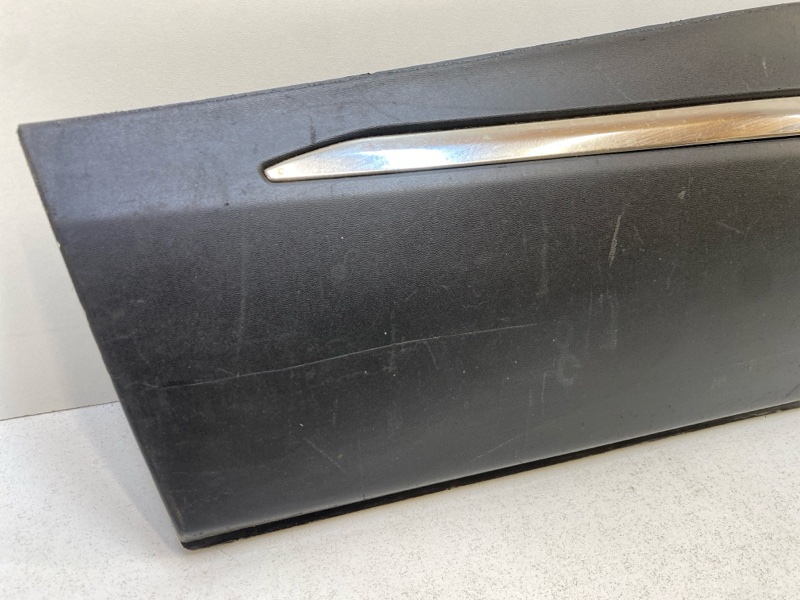 Молдинг двери