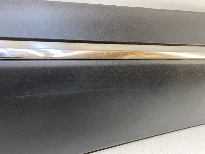 Молдинг двери