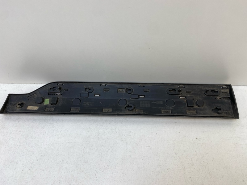 Молдинг двери