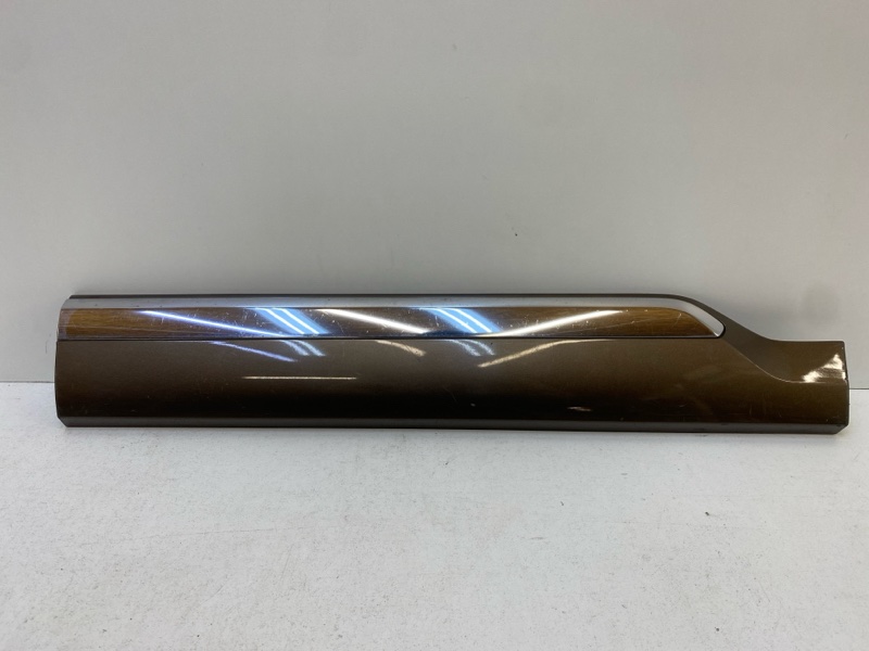 Молдинг двери