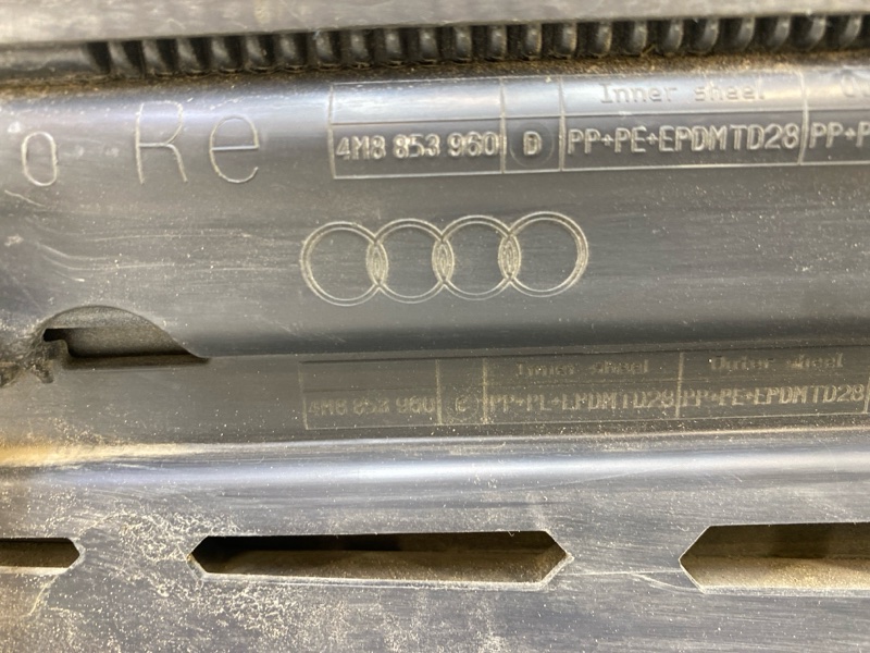 Молдинг двери