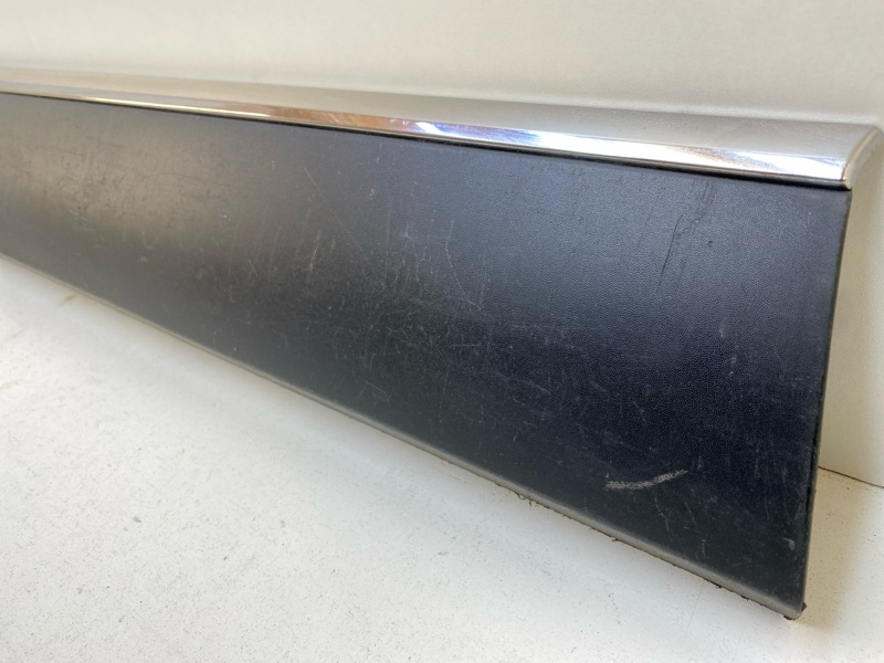 Молдинг двери