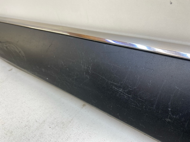 Молдинг двери