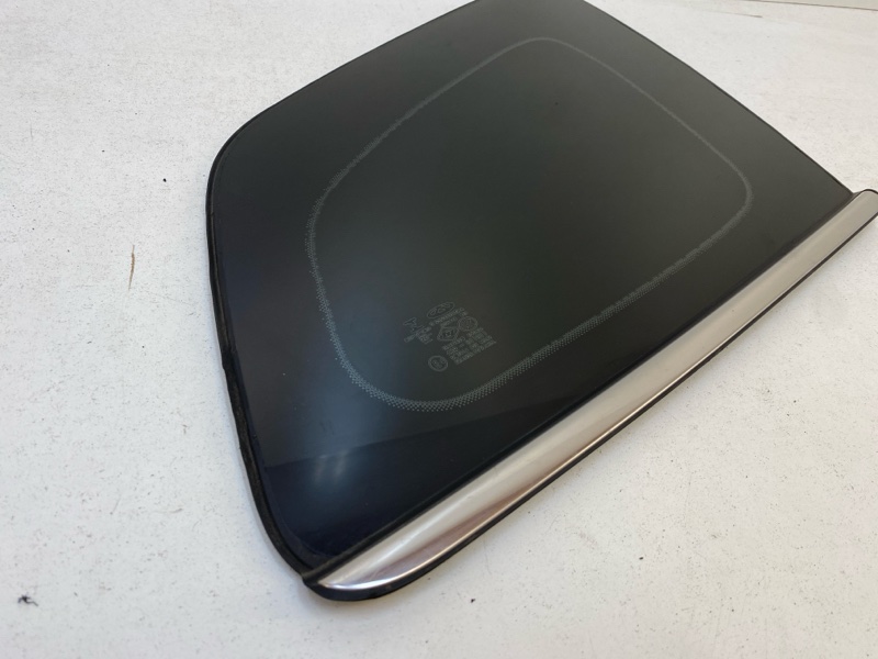 Стекло боковое