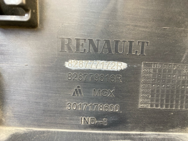 Молдинг двери