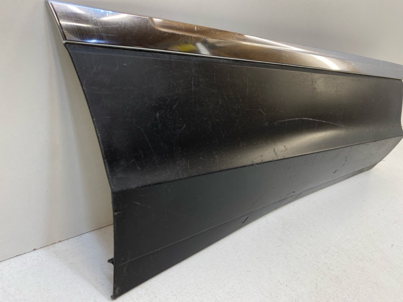 Молдинг двери