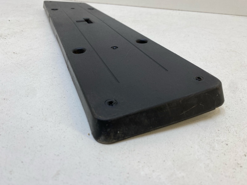 Накладка заднего бампера под номер