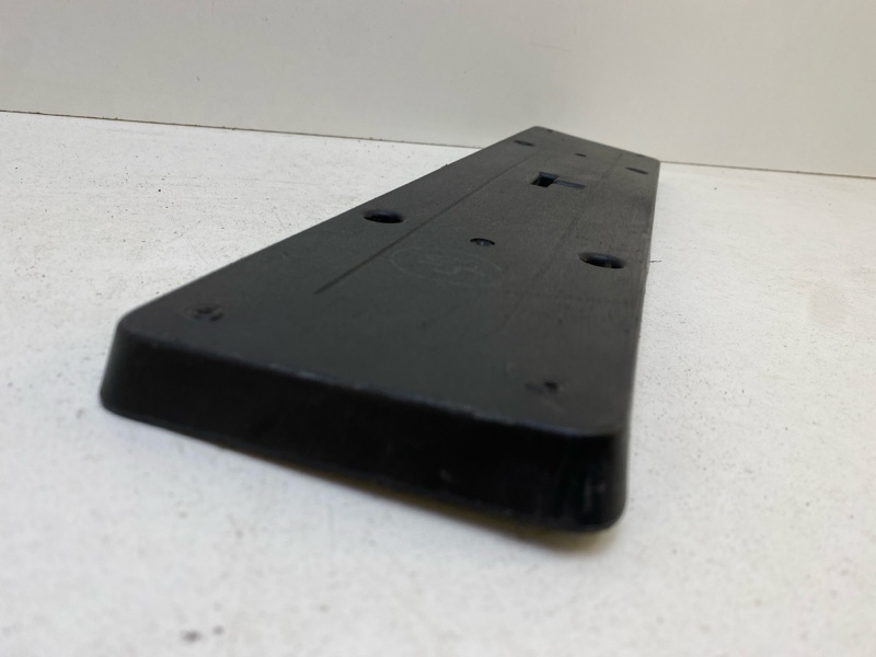 Накладка заднего бампера под номер