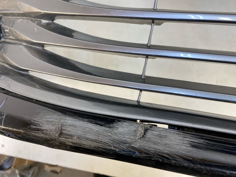 Бампер передний