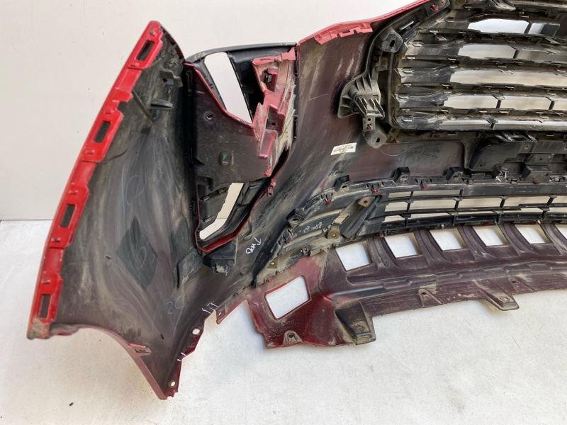 Бампер передний