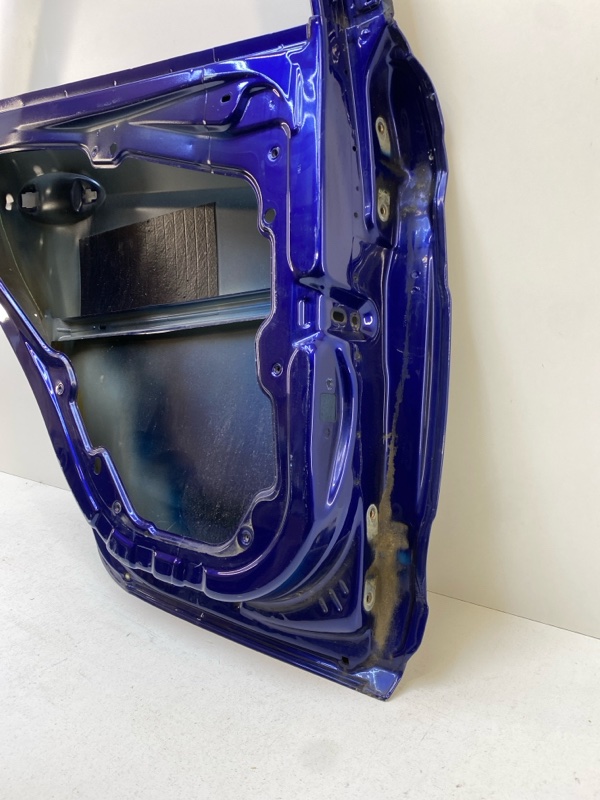 Дверь задняя левая