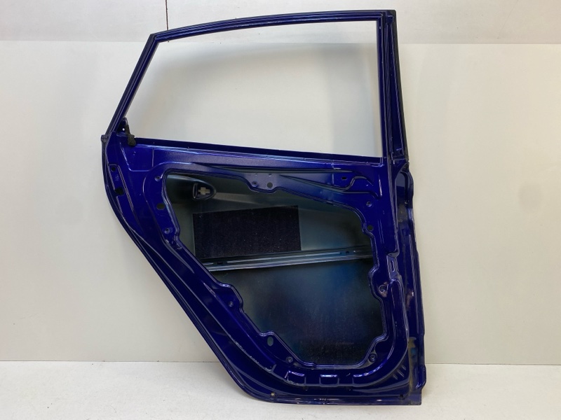 Дверь задняя левая