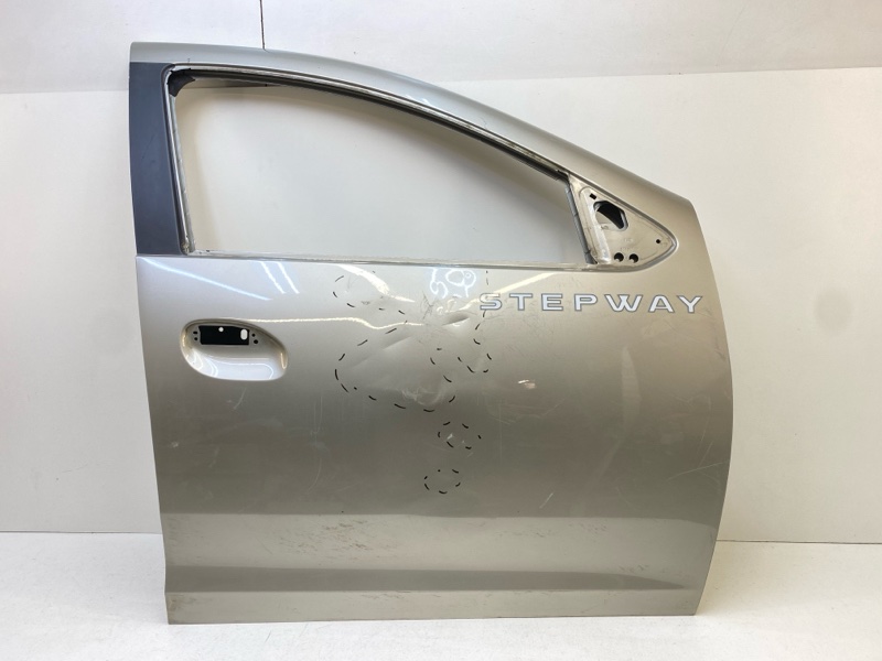 Дверь передняя правая