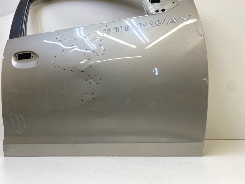 Дверь передняя правая