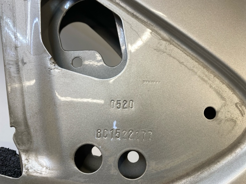 Дверь передняя правая