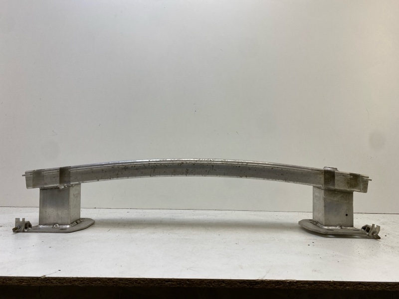 Усилитель заднего бампера