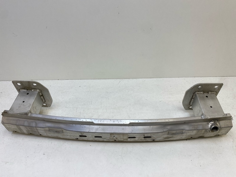 Усилитель заднего бампера