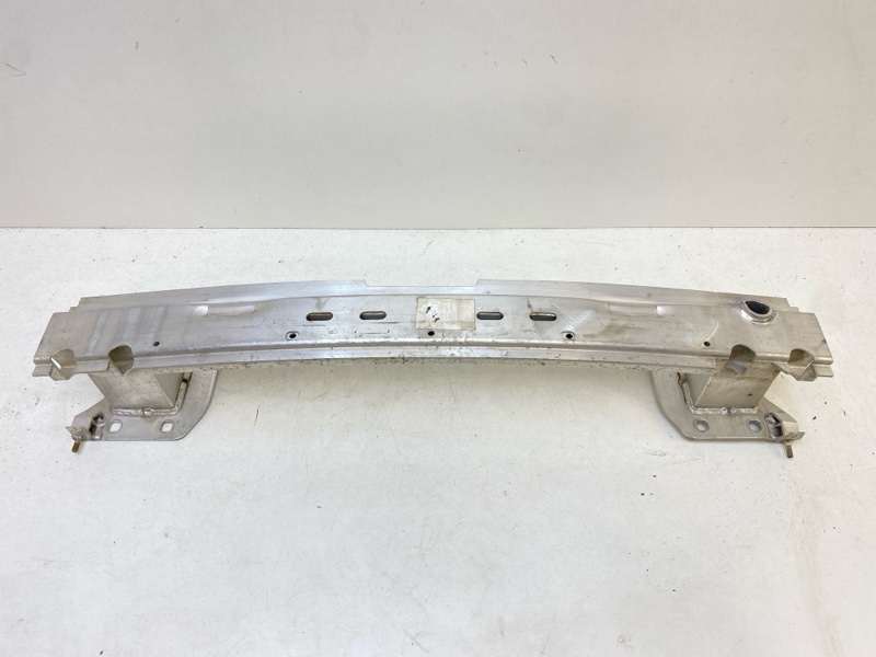 Усилитель заднего бампера