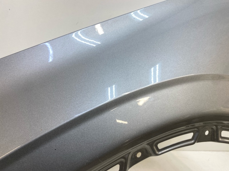 Крыло переднее левое