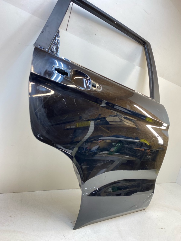 Дверь задняя правая