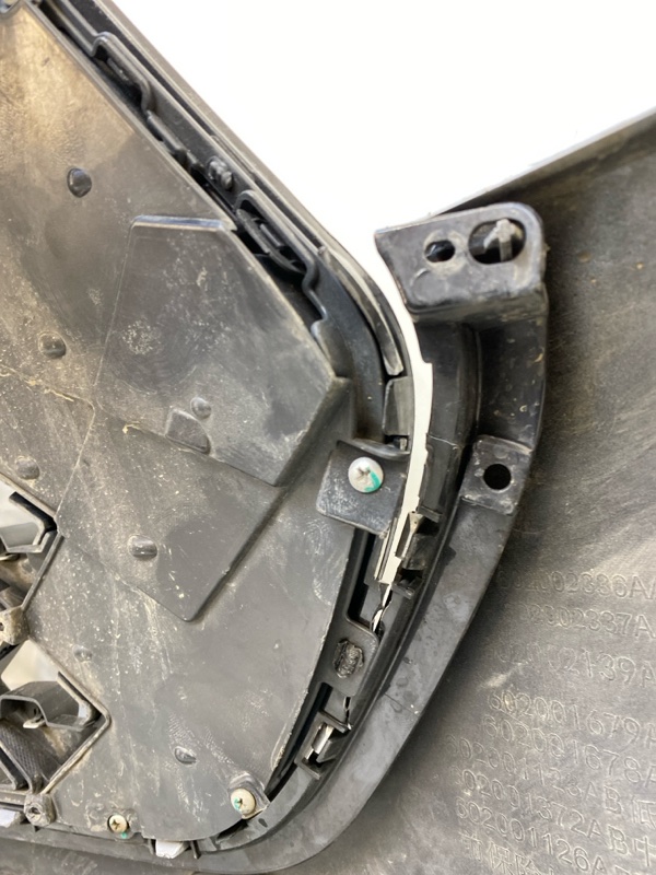 Бампер передний