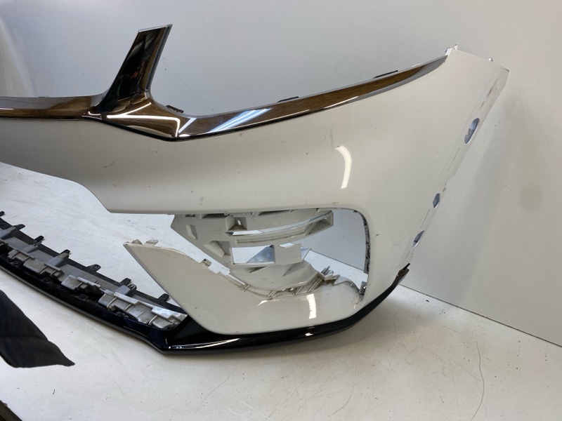 Бампер передний