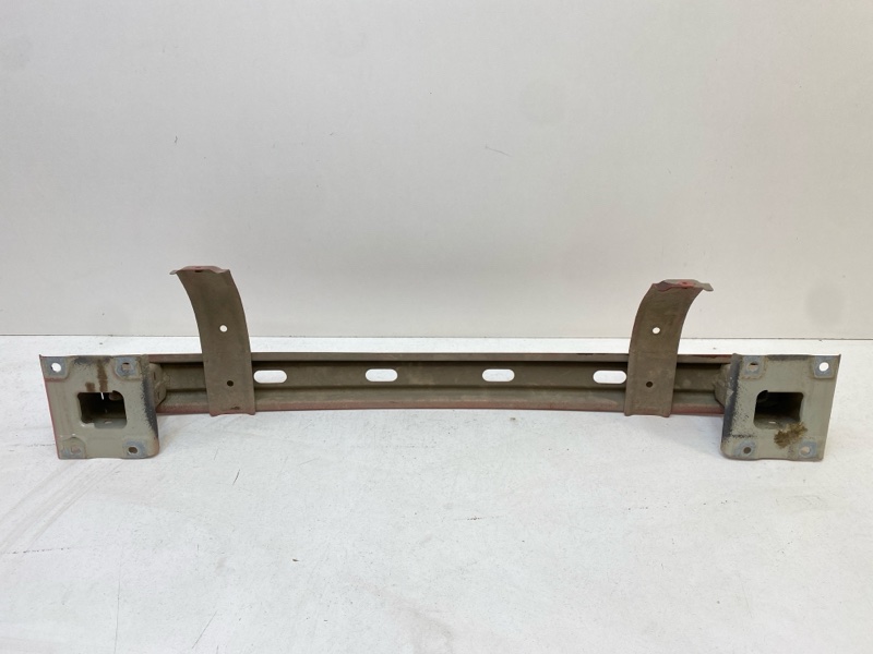 Усилитель заднего бампера