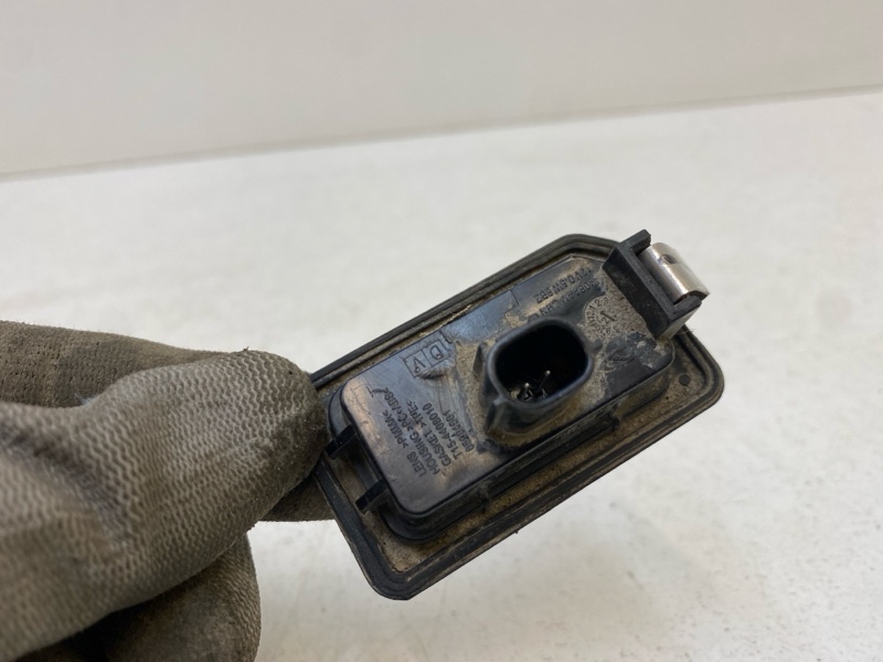 Фонарь подсветки номера