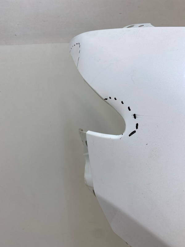 Крыло переднее левое