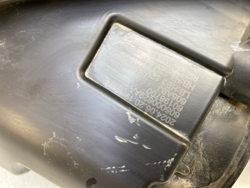 Фара правая