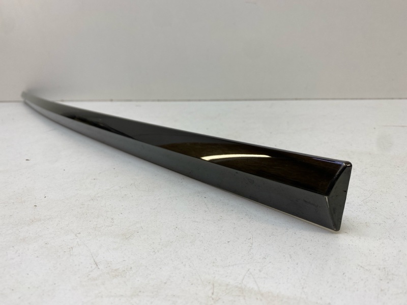 Молдинг двери