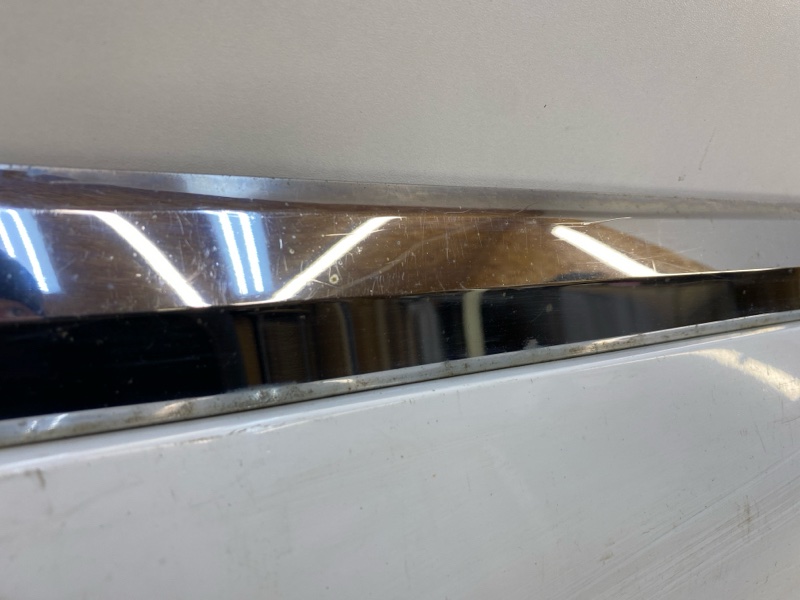 Молдинг двери