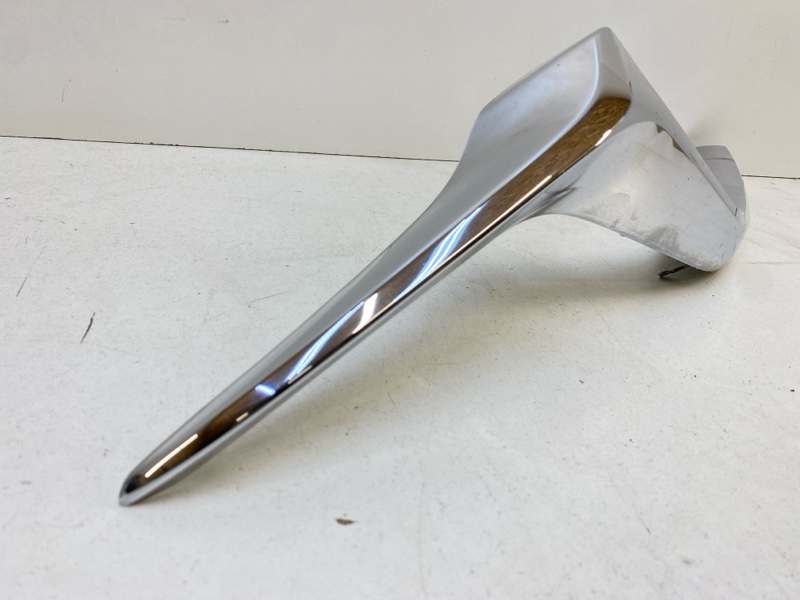 Накладка на решетку радиатора