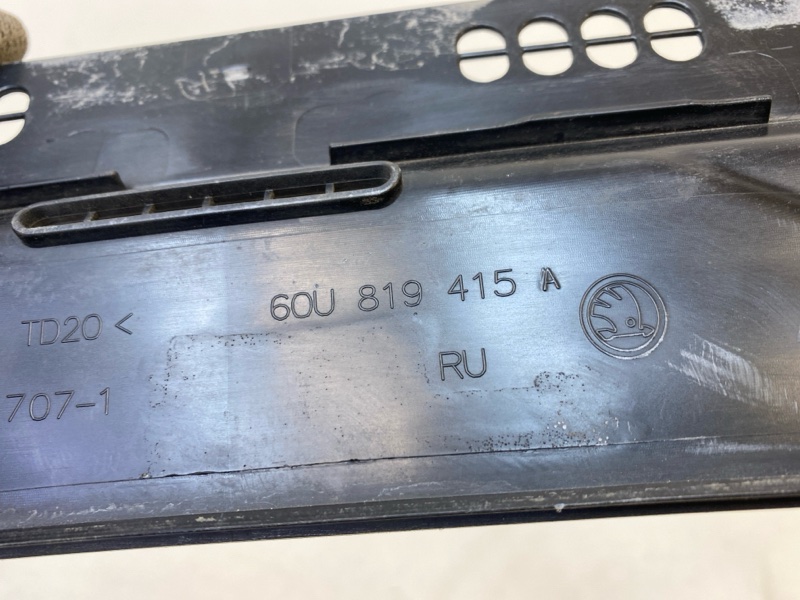 Решетка стеклоочистителей (Жабо)