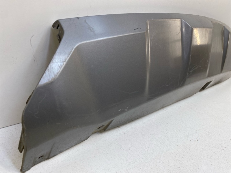 Спойлер заднего бампера