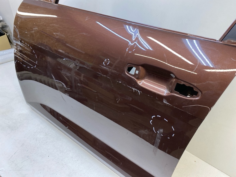 Дверь передняя левая