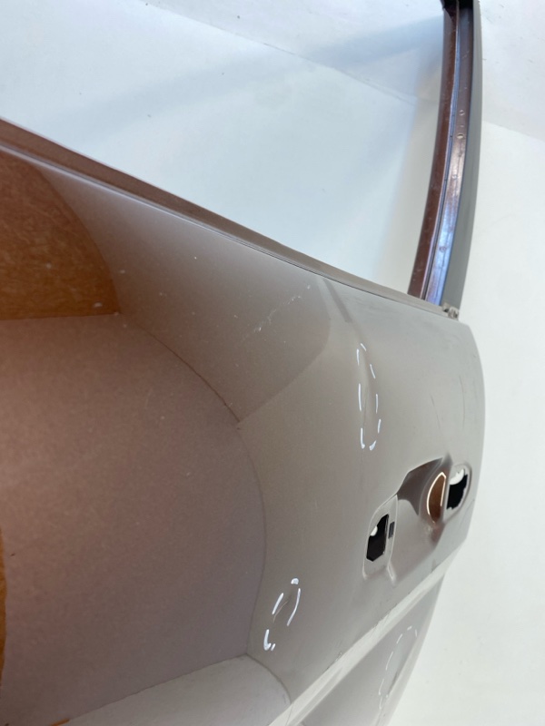 Дверь передняя левая