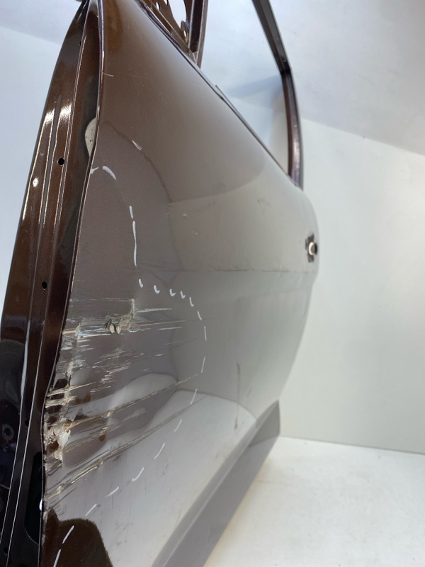 Дверь передняя левая