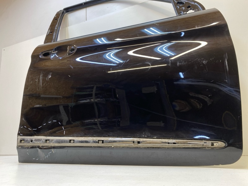 Дверь передняя правая