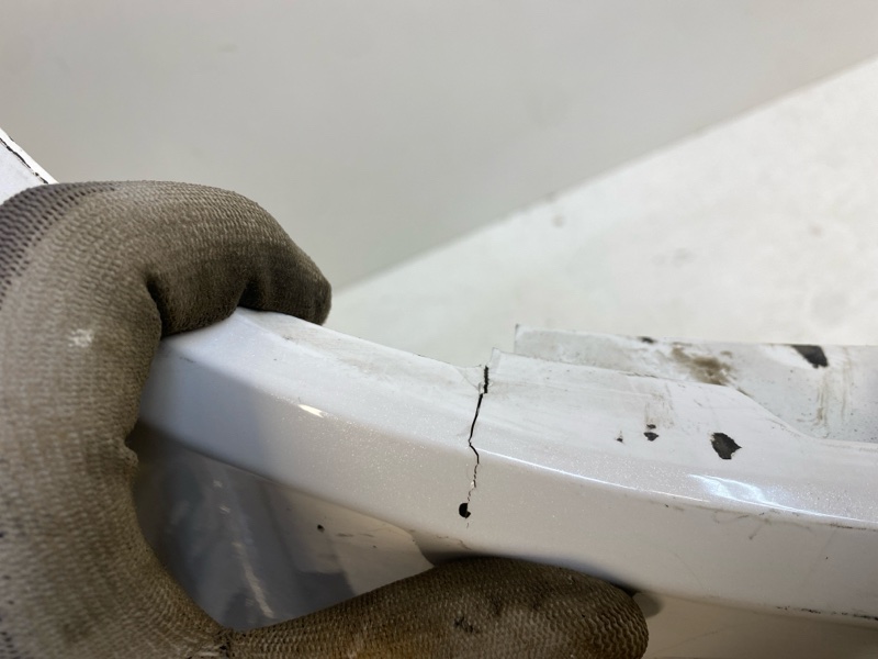 Бампер передний