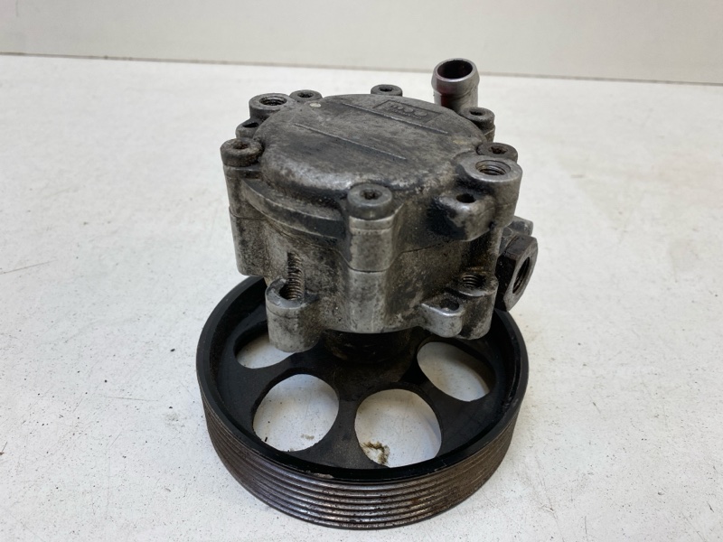 Насос ГУР (гидроусилитель руля)