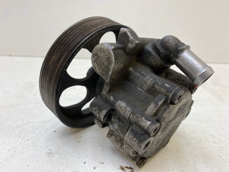 Насос ГУР (гидроусилитель руля)