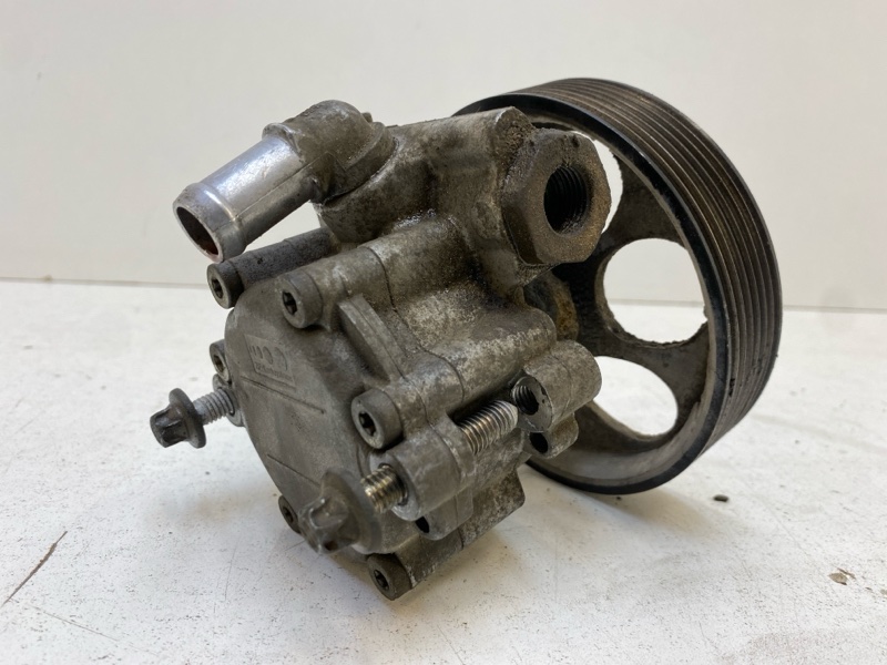 Насос ГУР (гидроусилитель руля)