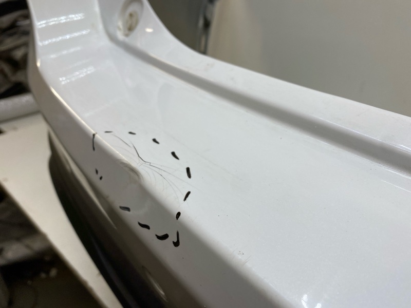 Бампер задний