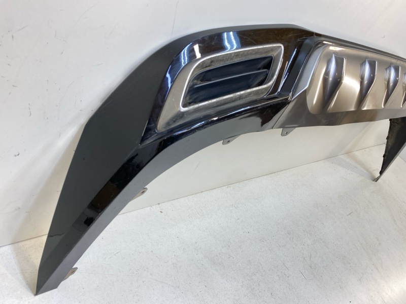 Спойлер заднего бампера