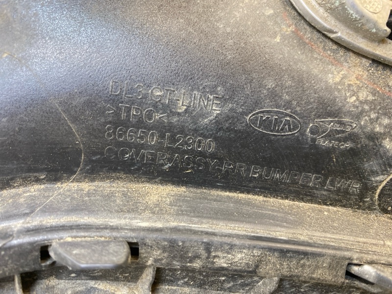 Спойлер заднего бампера